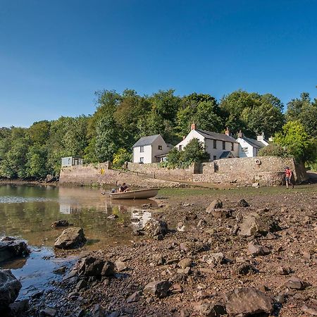 Sloop Inn Cottage Хаверфордуэст Экстерьер фото