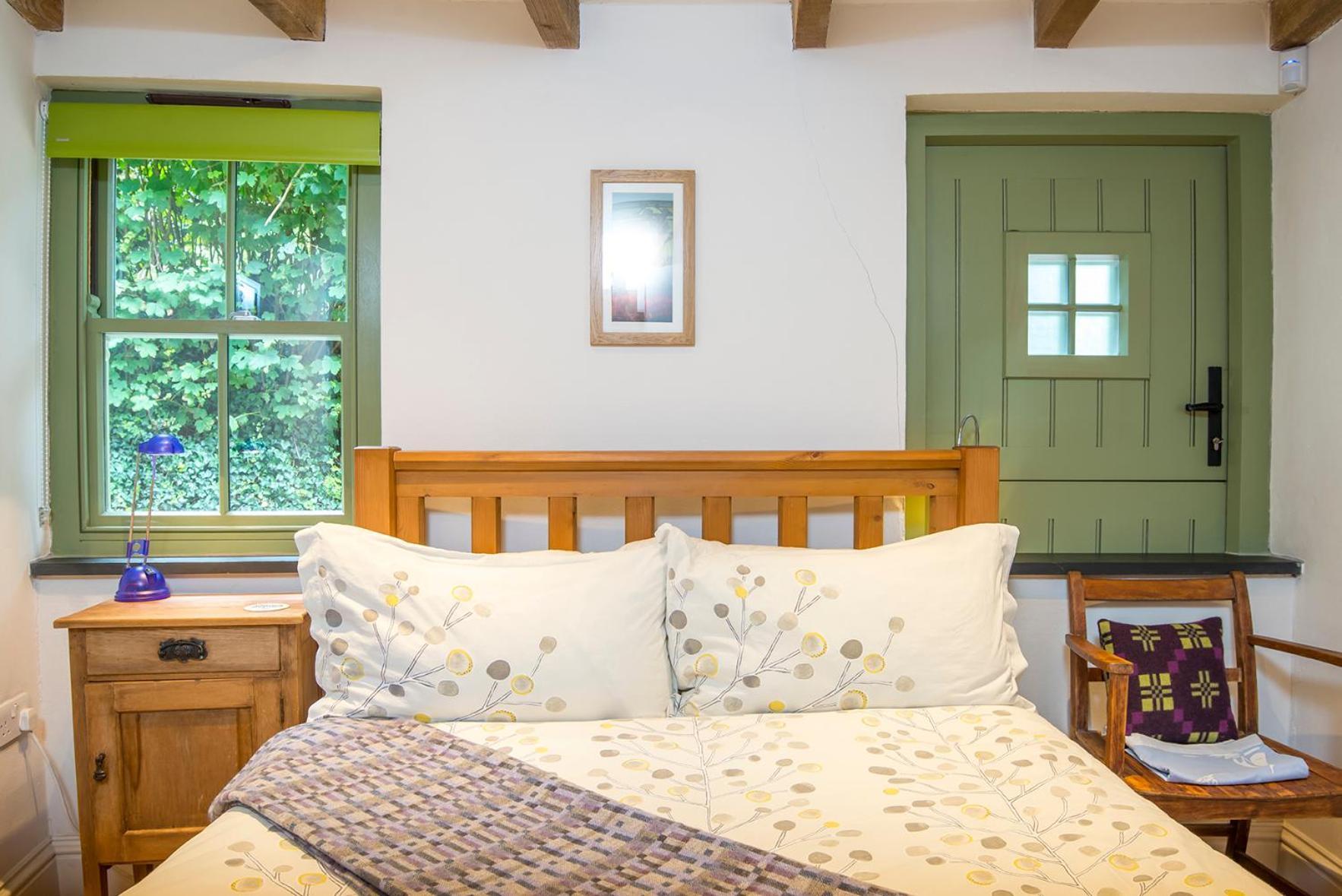 Sloop Inn Cottage Хаверфордуэст Экстерьер фото